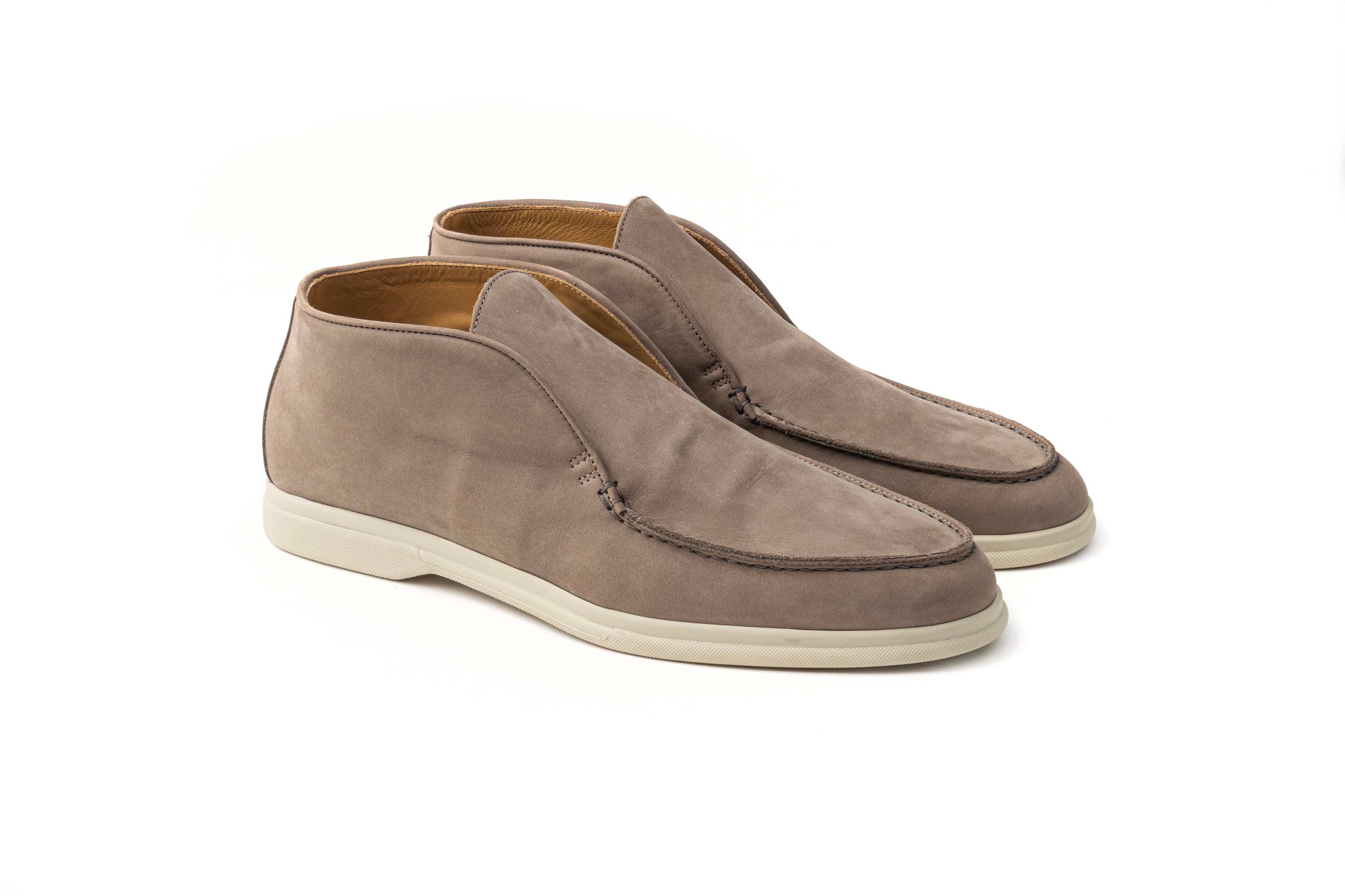 MANDELLI LIGHT GREY SUEDE LOAFERS