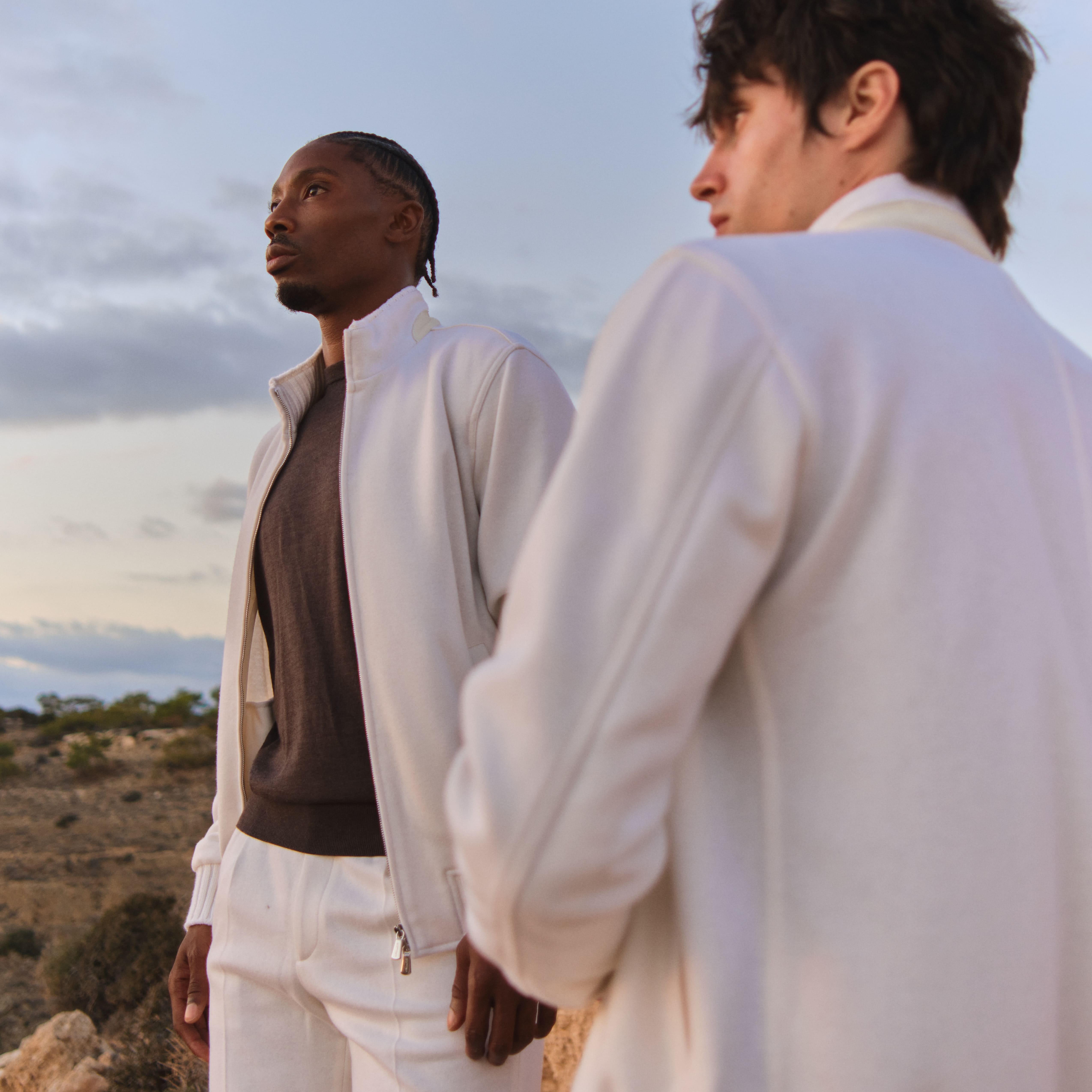 MANDELLI SUIT IN WHITE COLOUR